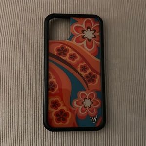 iphone 11 wildflower phone case